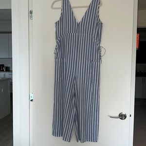 Blue/white daily pantsuit (Zara)